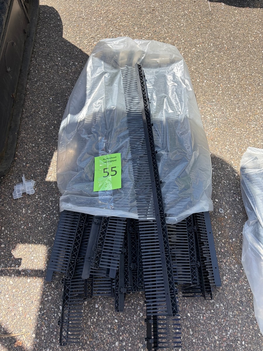 Lot med ventilationskamme / fuglegitter til tagfod
