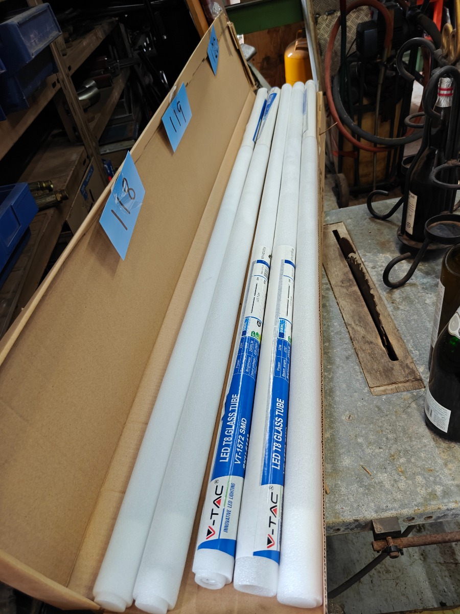 LED T8 rør 1500mm (5)