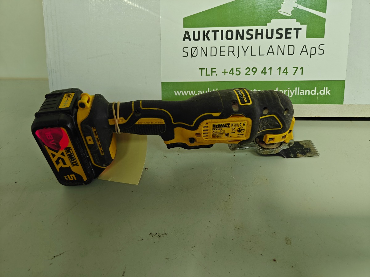 Dewalt finecutter DCS355, incl. 5 Ah batteri