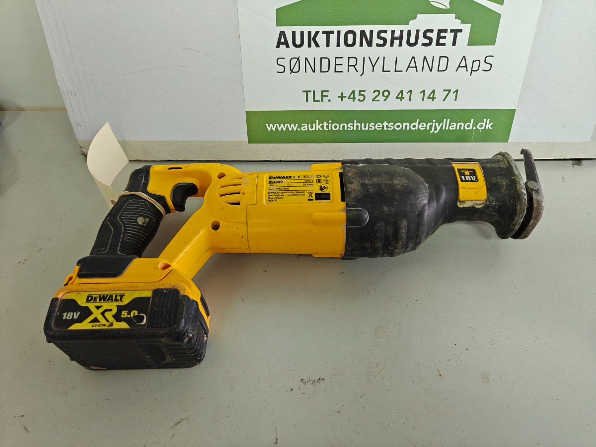 Dewalt bajonetsav DCS 380, incl 5 Ah batteri