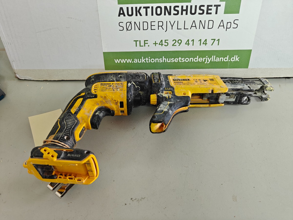 Dewalt gipsskruemaskine DCF620 med magasinforsats DCF6202 til båndede skruer