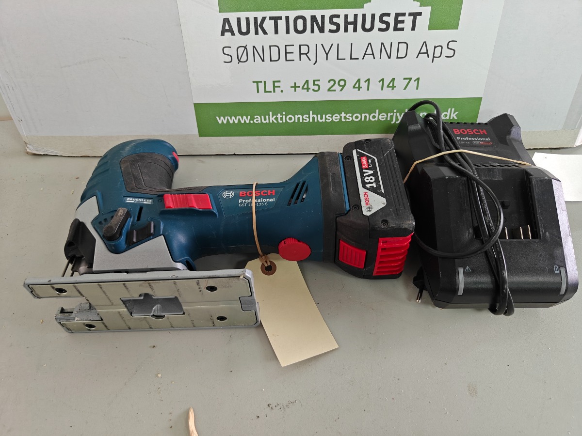 Bosch stiksav GST 18v-125S med oplader & 5 Ah batteri