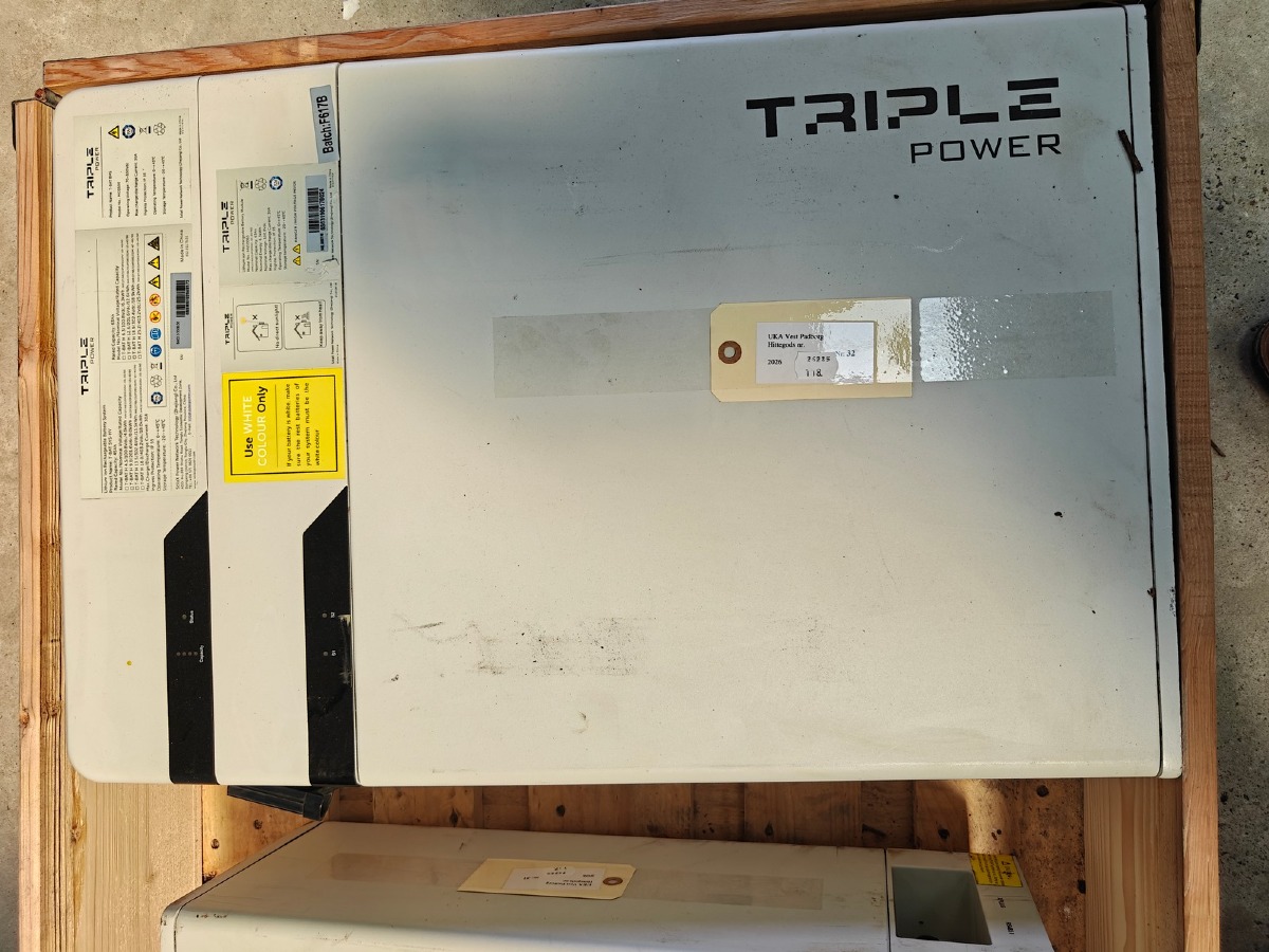 Triple power solcelle inverter