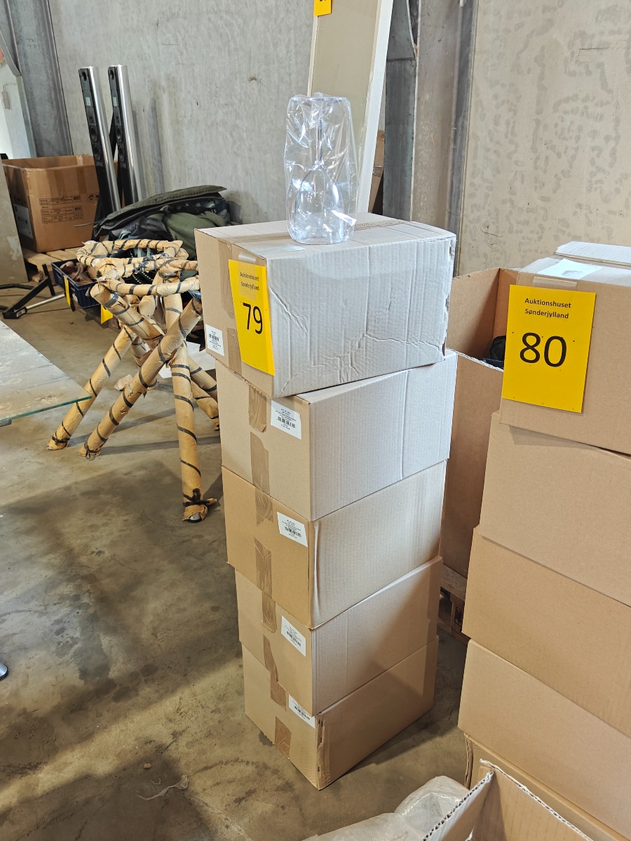 5 x 12 stk.vinglas af plast. 