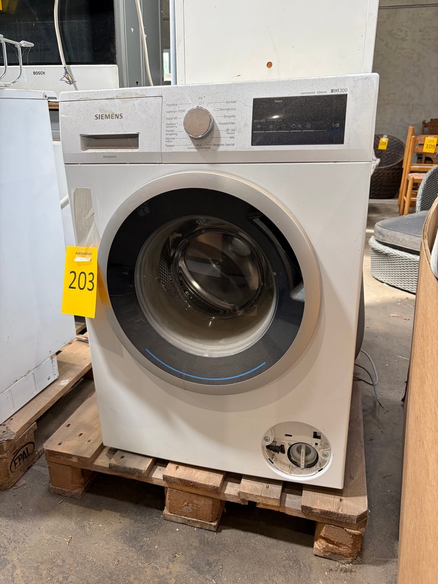 Siemens iQ300 vaskemaskine med iSensoric og varioSpeed – model WM14N1B8DN