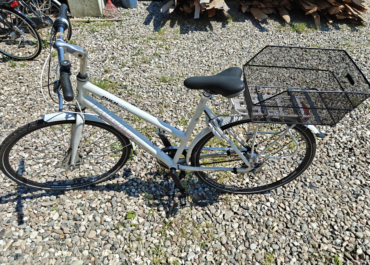 junior cykel citybike med cykelkurv