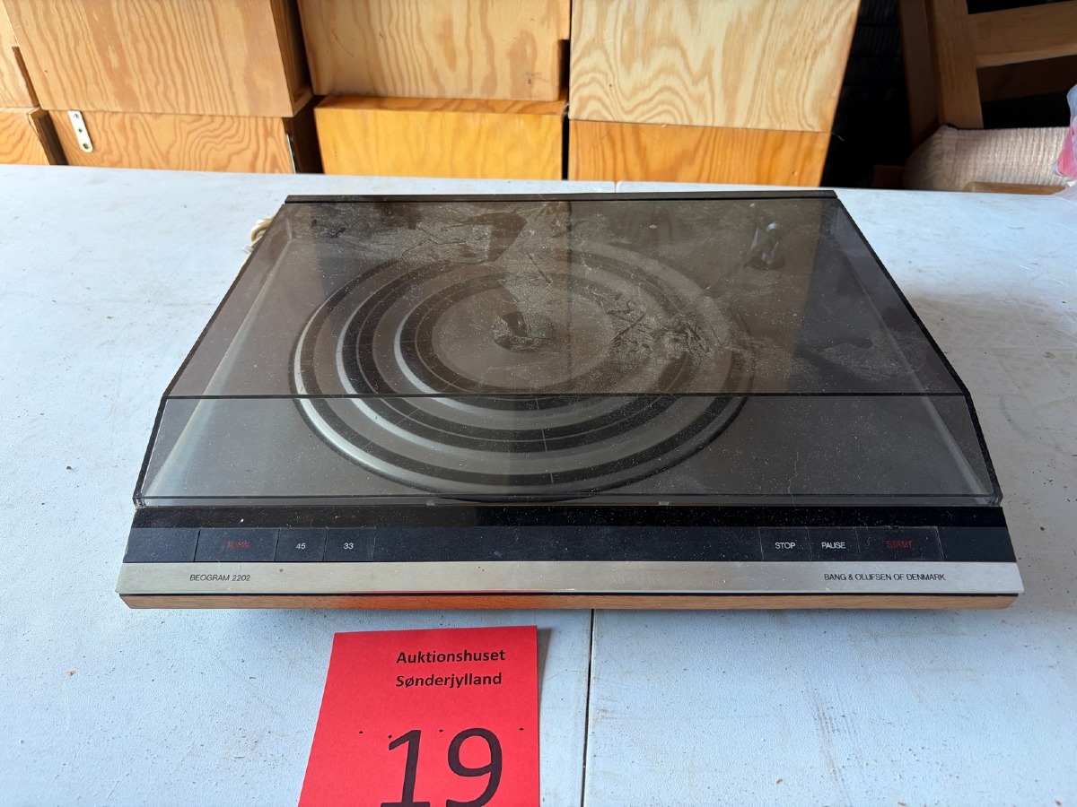 Bang & Olufsen Beogram 2202 pladespiller
