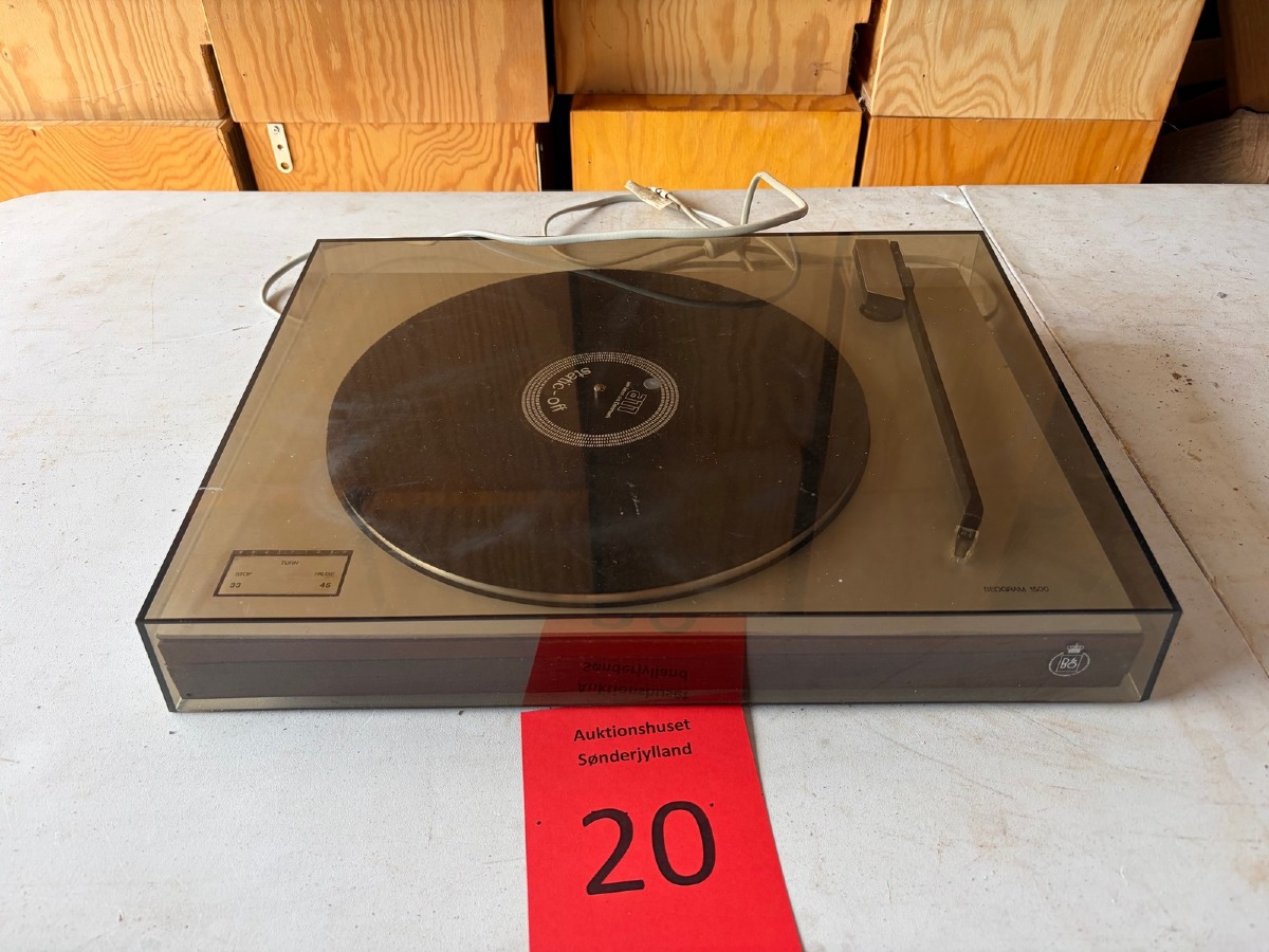 Bang & Olufsen Beogram 1500 pladespiller – Type 5714 med MMC 20 E pickup