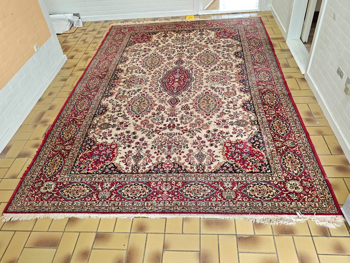 Maskinvævet tabriz 200 x 300 cm. 