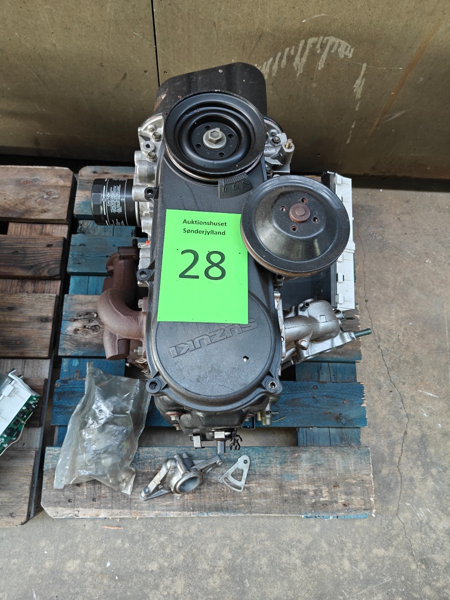 4 cylindret 1300 ccm motor til Suzuki årgang 1983-89