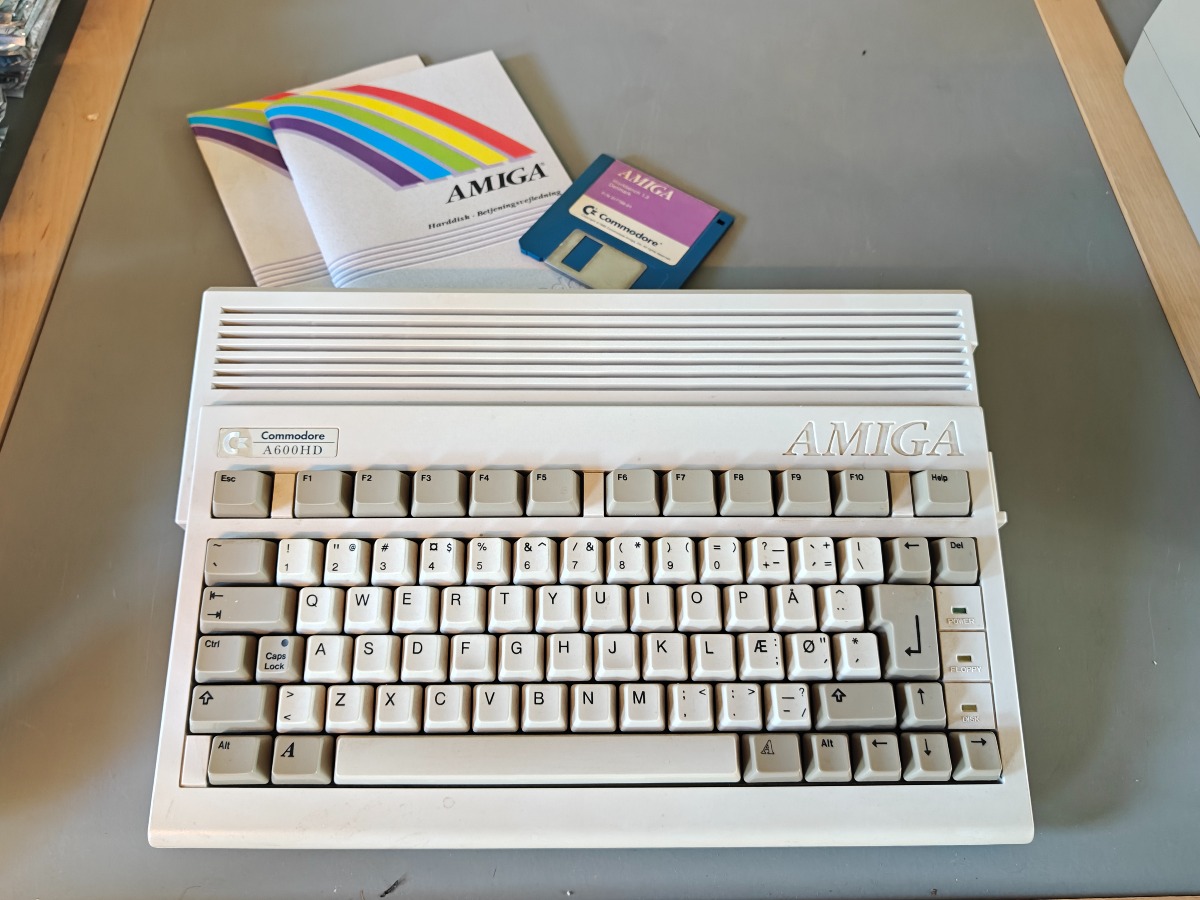 Commodore Amiga 600HD