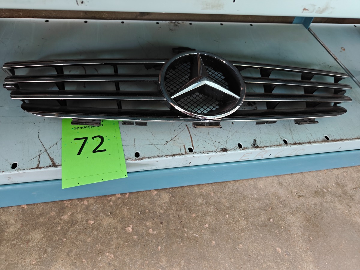 Kølergrill til Mercedes CLK årgang 20005