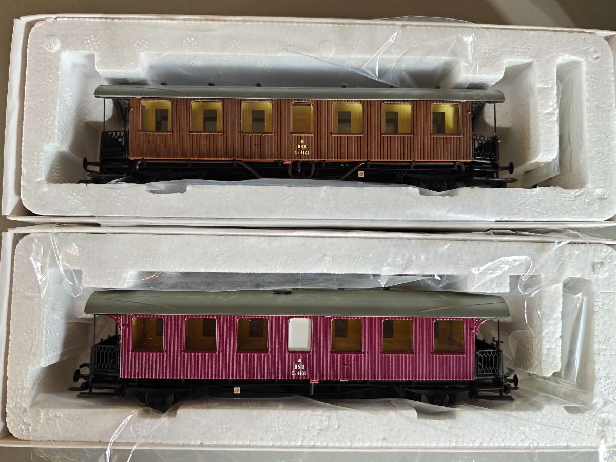 2 Hobbytrade DSB CU 4169 og 4121 Nr. 51007 og 51009