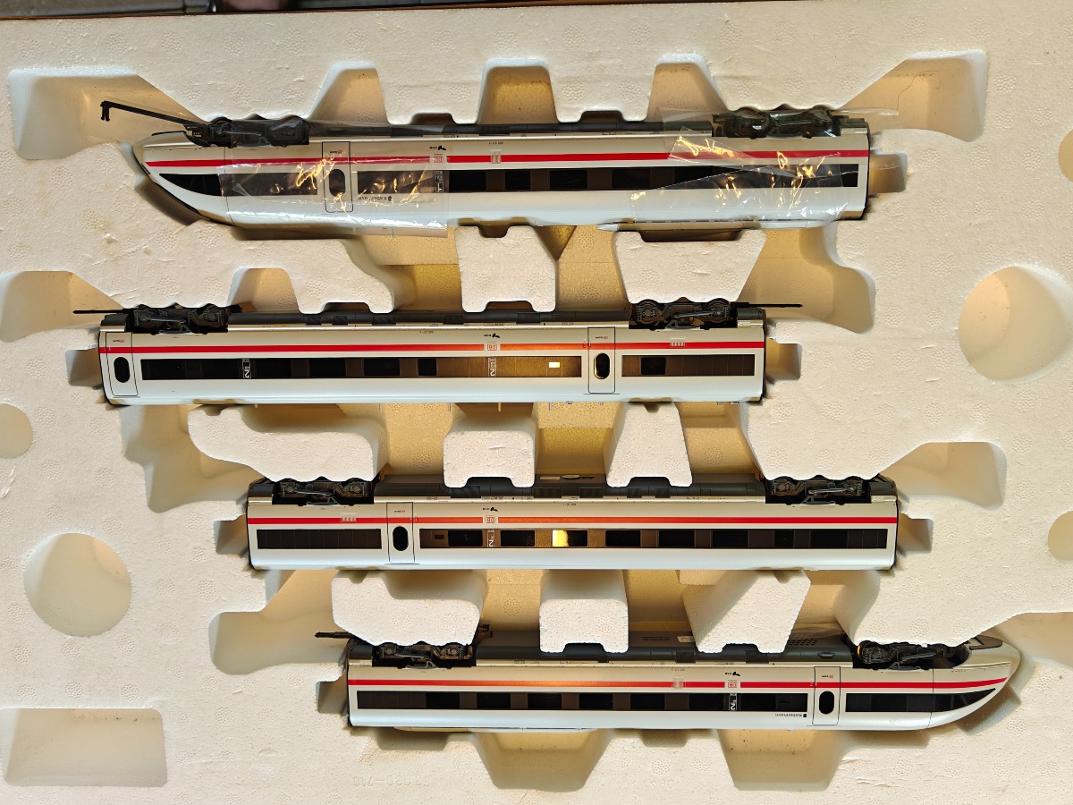 Roco nr 69032 4-delt togsæt med DB og DSB logo