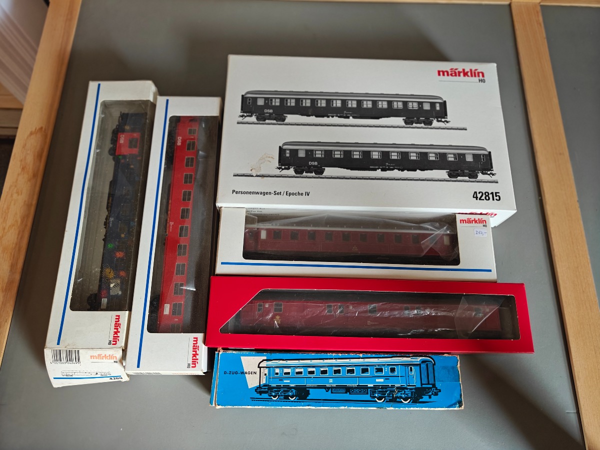 7 Märklin personvogne