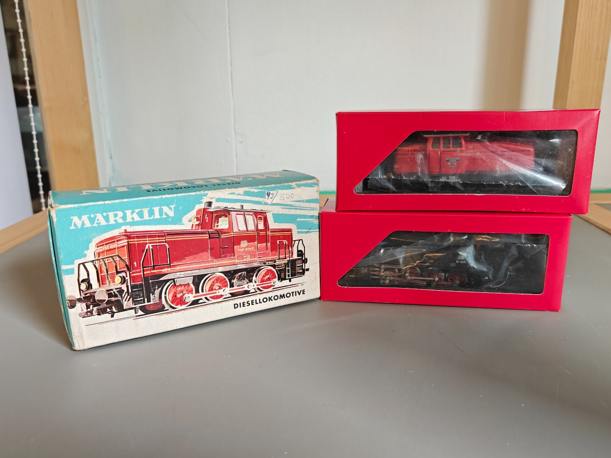 Märklin D01 Hensel, DB 81 003 og 3065