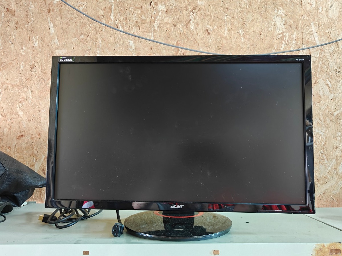Acer 24