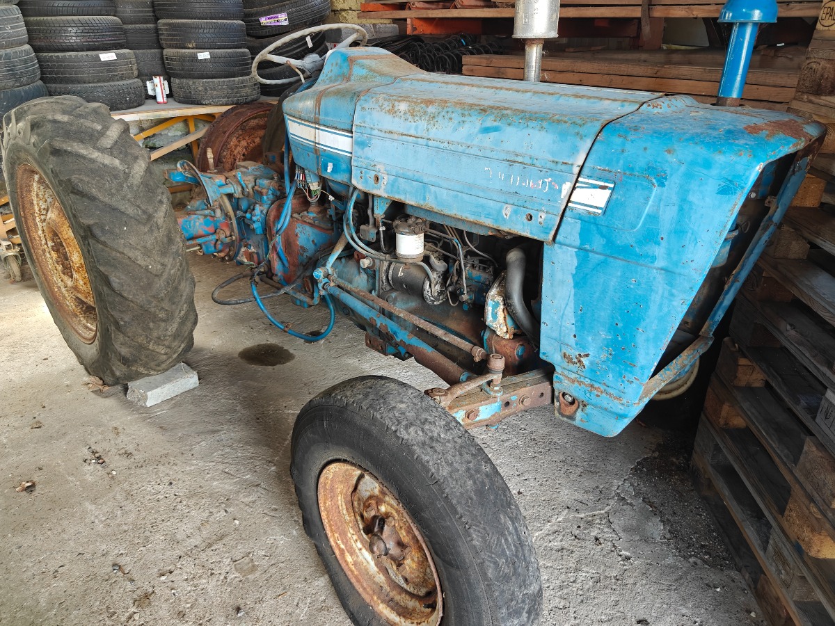 Ford 3000 D