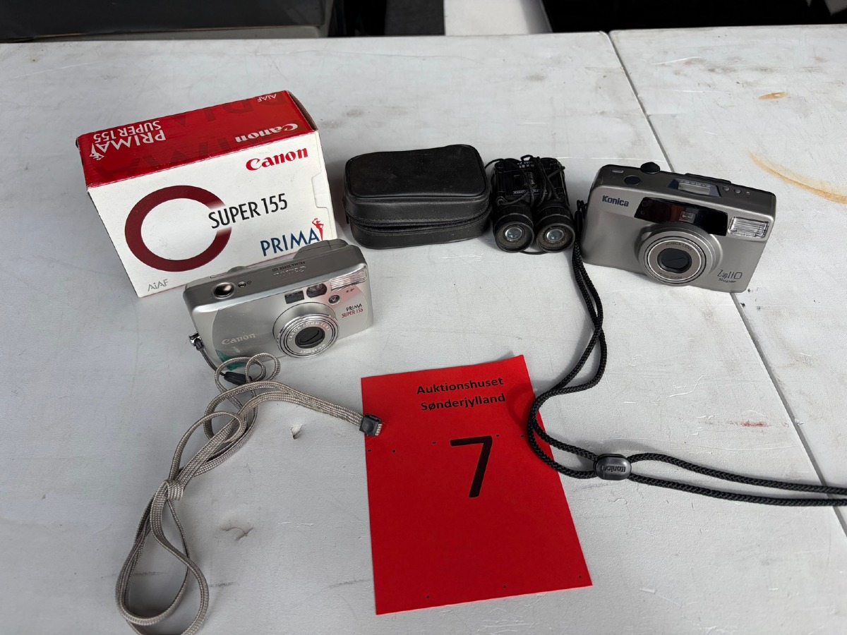 2 analoge kameraer – Canon Prima Super 155 og Konica Z-up 110 Super samt kikkert