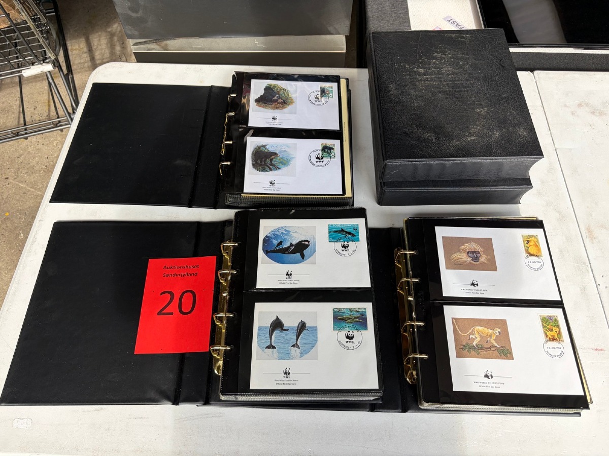 Stor samling WWF First Day Covers med dyremotiver – i 3 albums