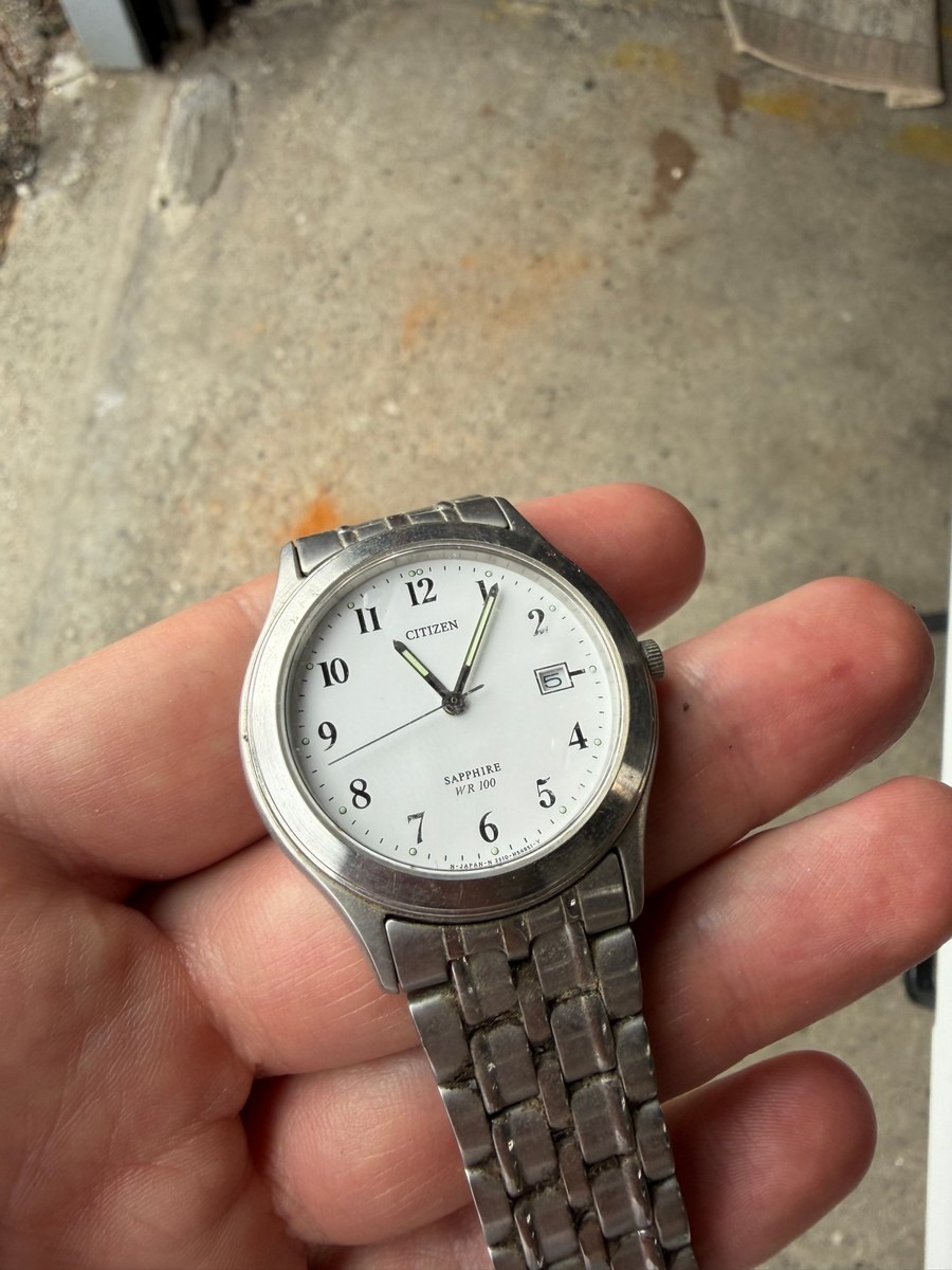 Citizen herreur i rustfrit stål – Sapphire, WR100 og dato