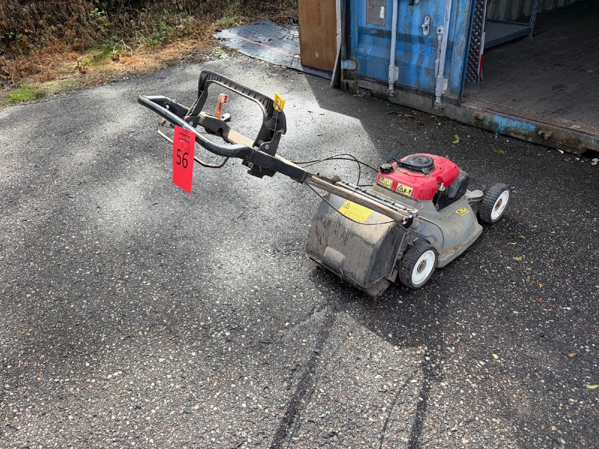 Honda HRB 535 plæneklipper med opsamler