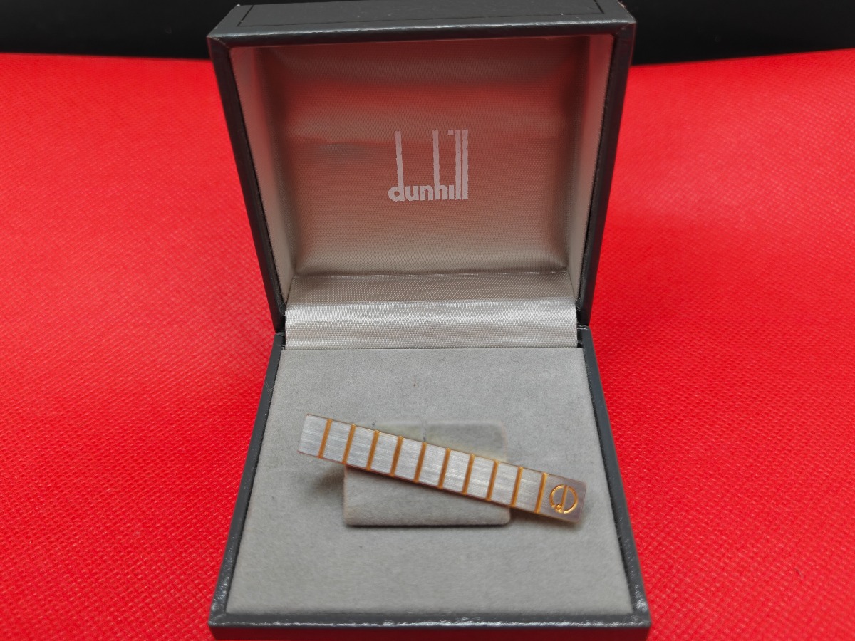 Dunhill Slipsenål guld & sølv stribet design. 