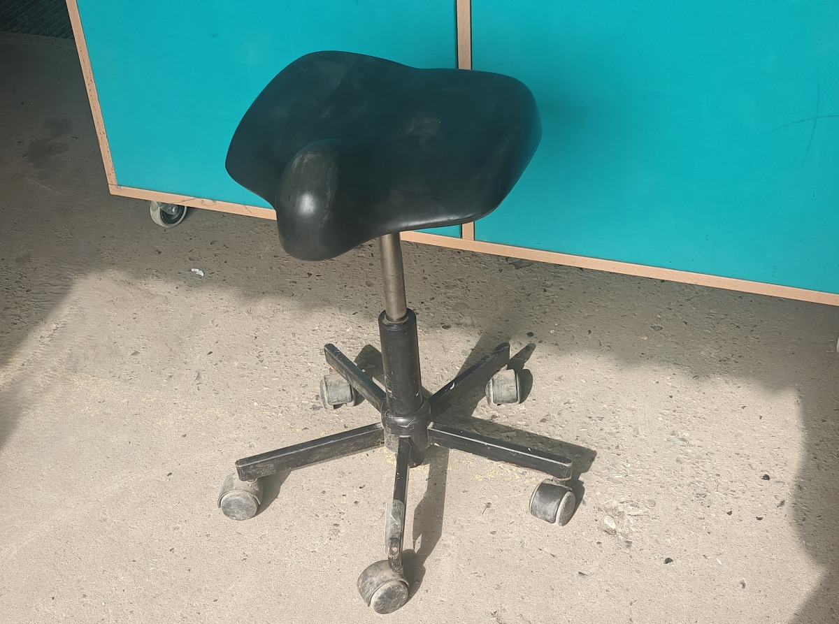 Ergonomisk sadelstol. Mrk: Dynamo Stol Denmark