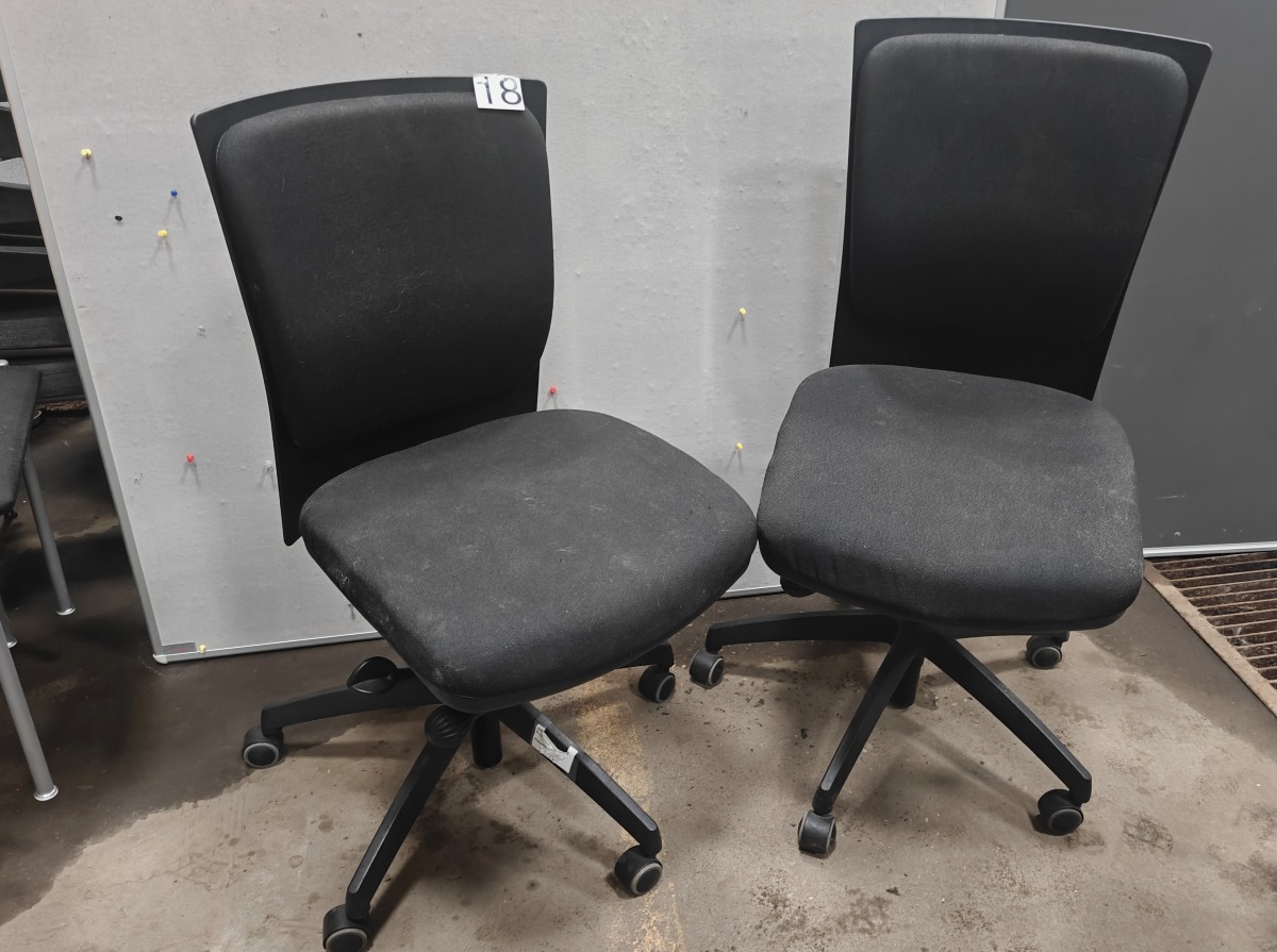 2 Kontorstole. Mrk EFG. Designet til ergonomisk brug