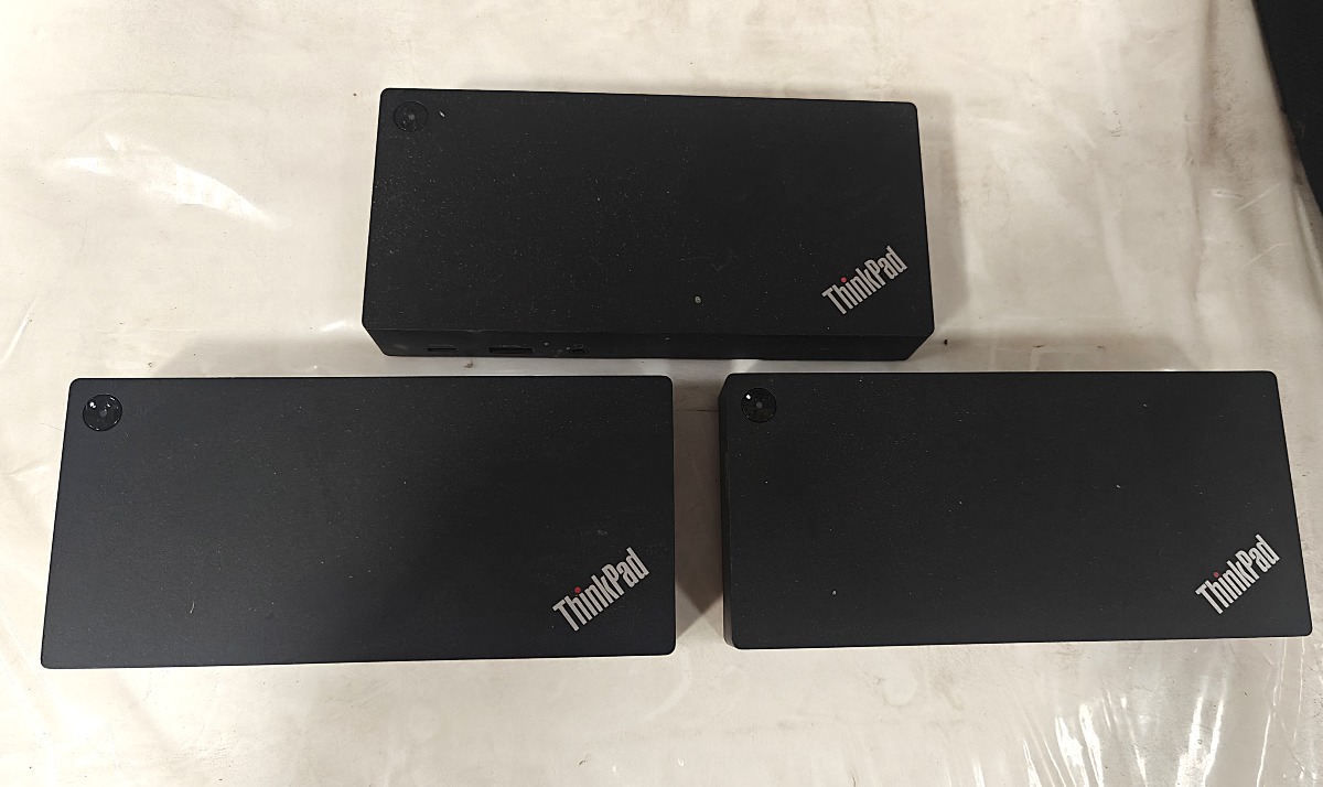 3 ThinkPad Universal USB-C Dock, heraf 1 stk USB-C Dock Gen2