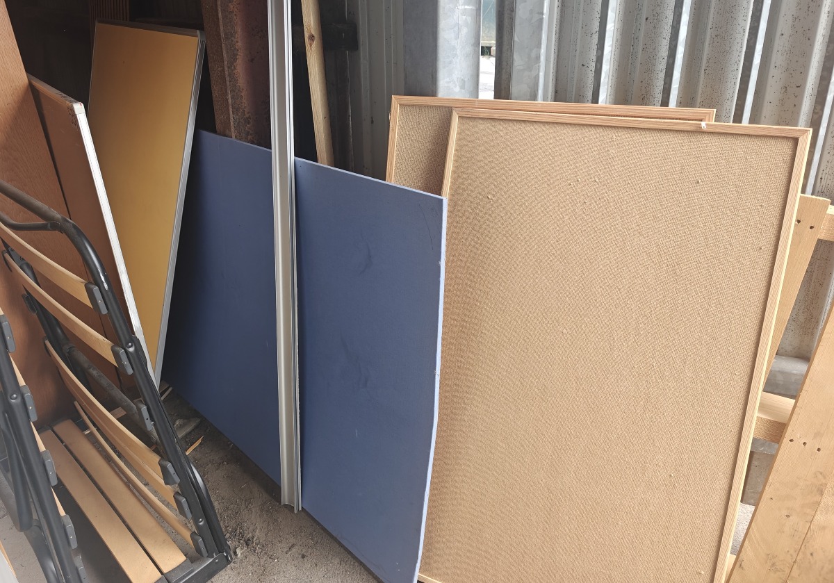 7 Whiteboards og opslagstavler. Ass