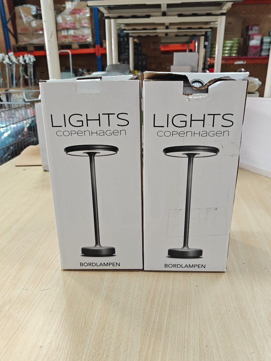 Lights Copenhagen. 2  LED bordlamper