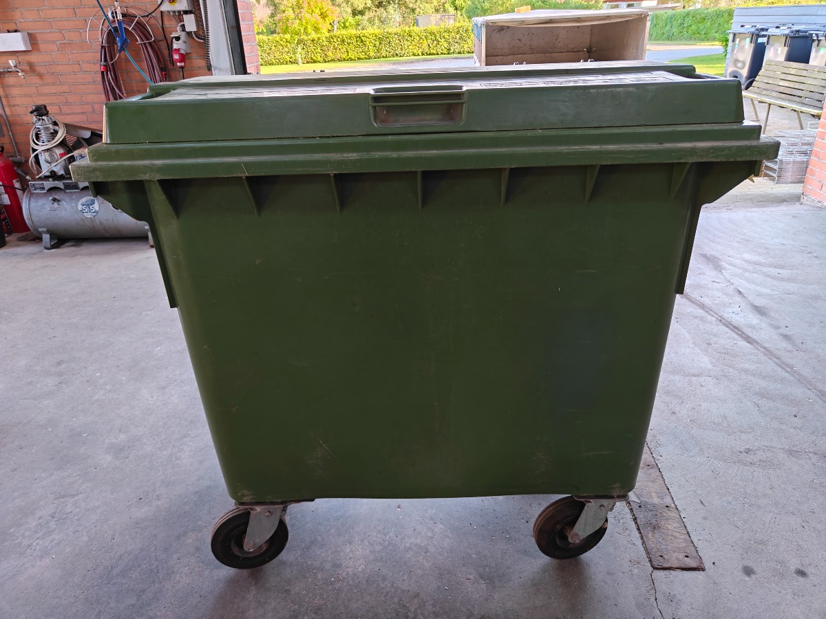 Affaldscontainer 660 L 