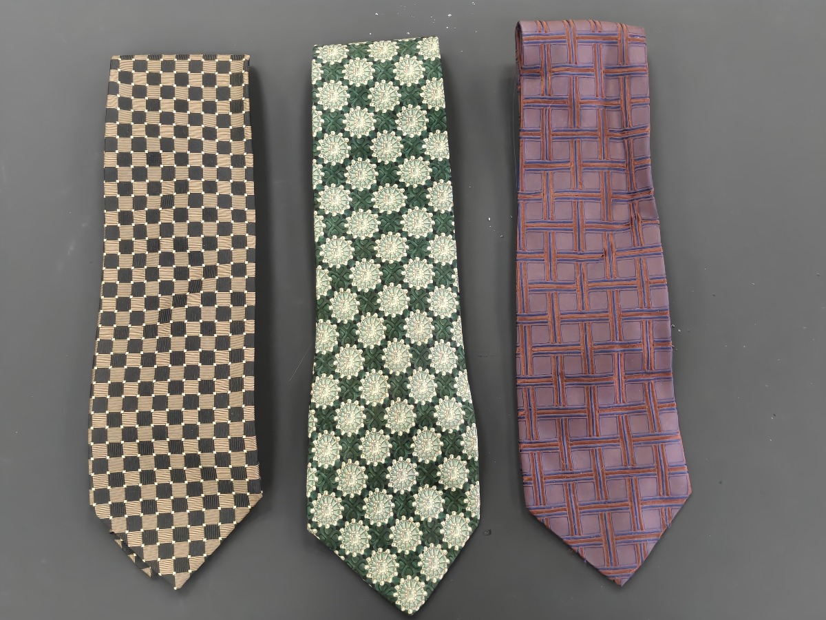 3 Slips fra Hugo boss & Givenchy