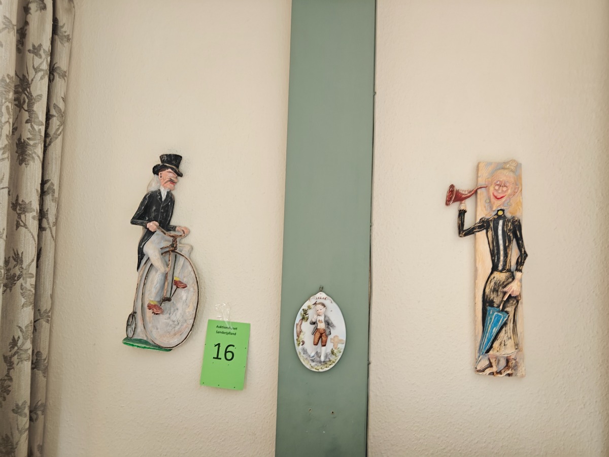 Vægreliefer (3)