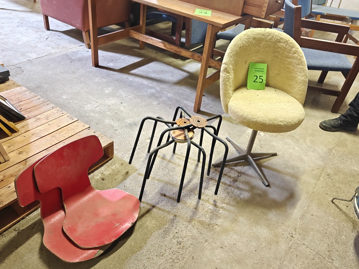 3 sortlakerede stel til Arne Jacobsen 3103 T-stol Barnemodel o.a. 