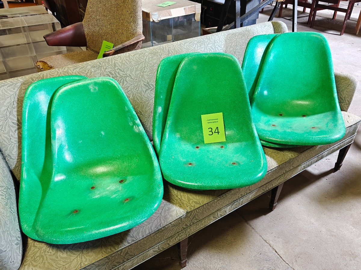 Charles & Ray Eames stoleskaller fra stadion
