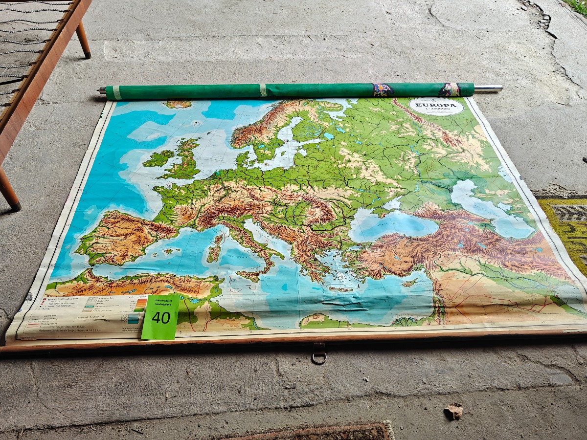 Gammelt skolekort over Europa 