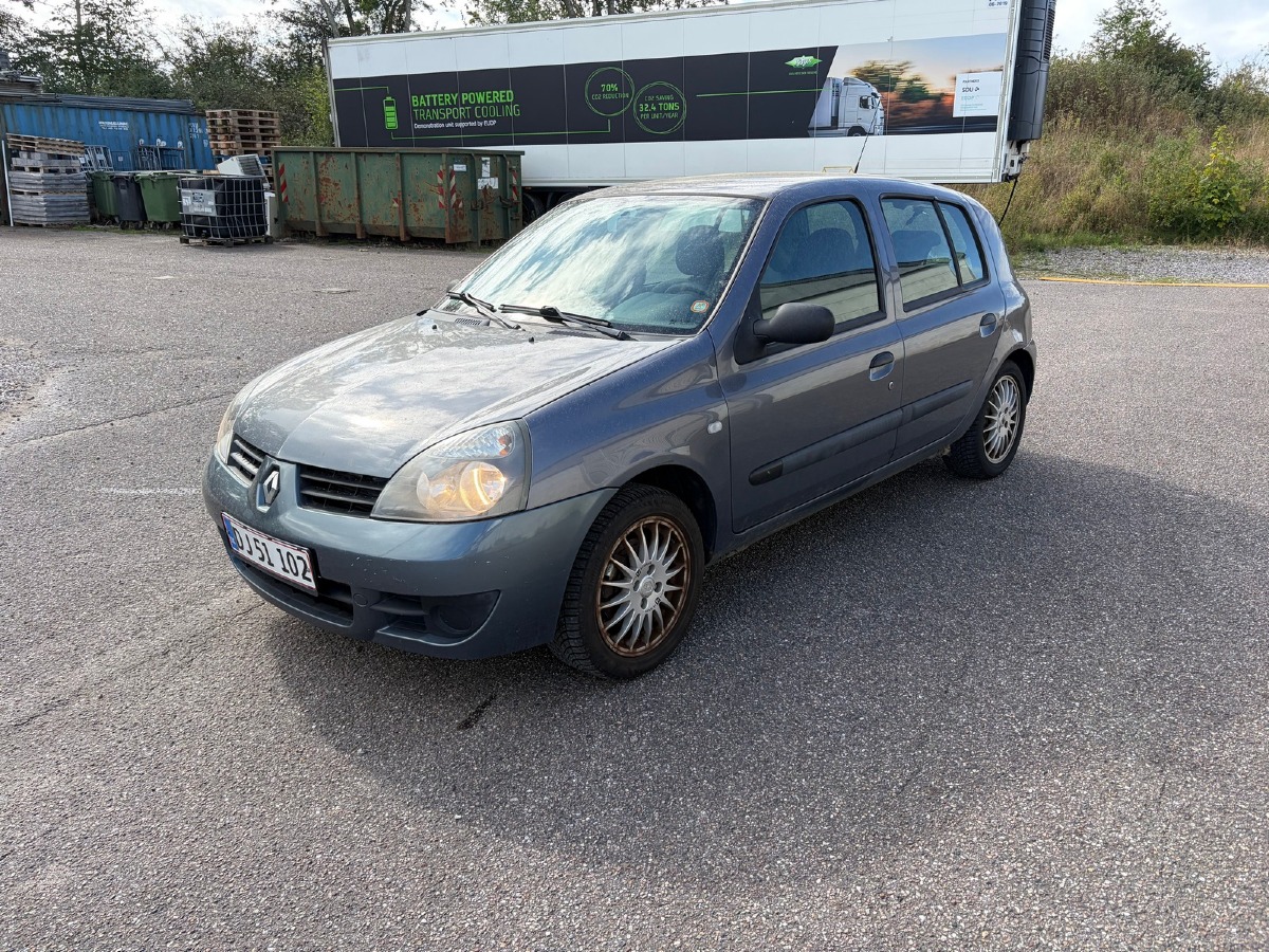Renault Clio 1,2 8V 60 HK · Årgang 2007