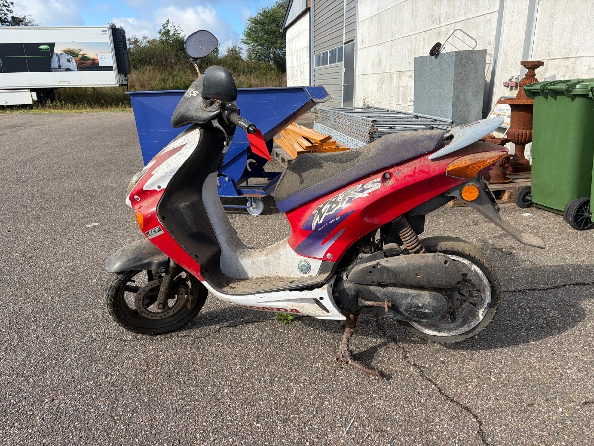 Honda Szx50 knallert (Uden nøgle og registreringsattest)