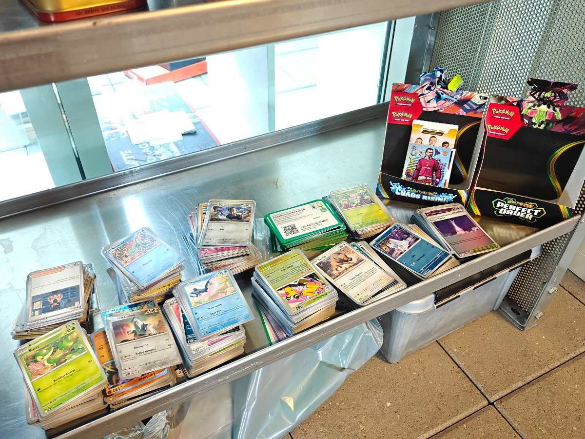 Pokemon og fodboldkort