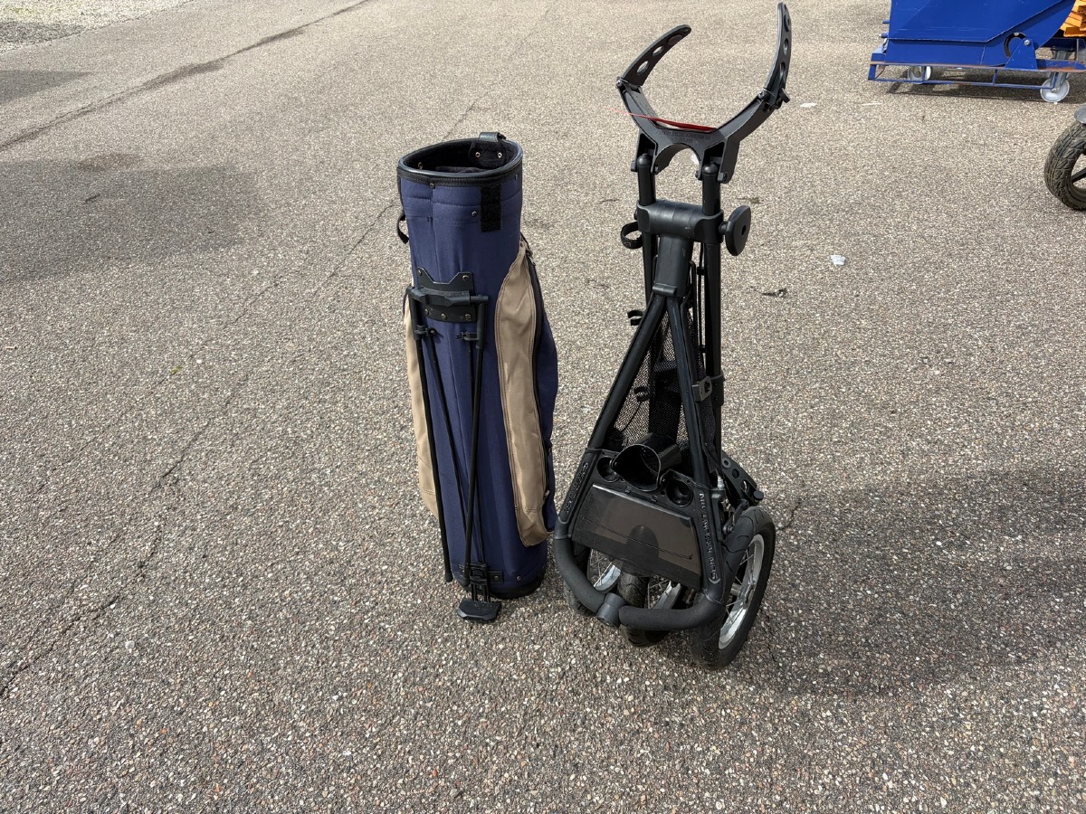 Bennington golfbag med Sun Mountain golfvogn