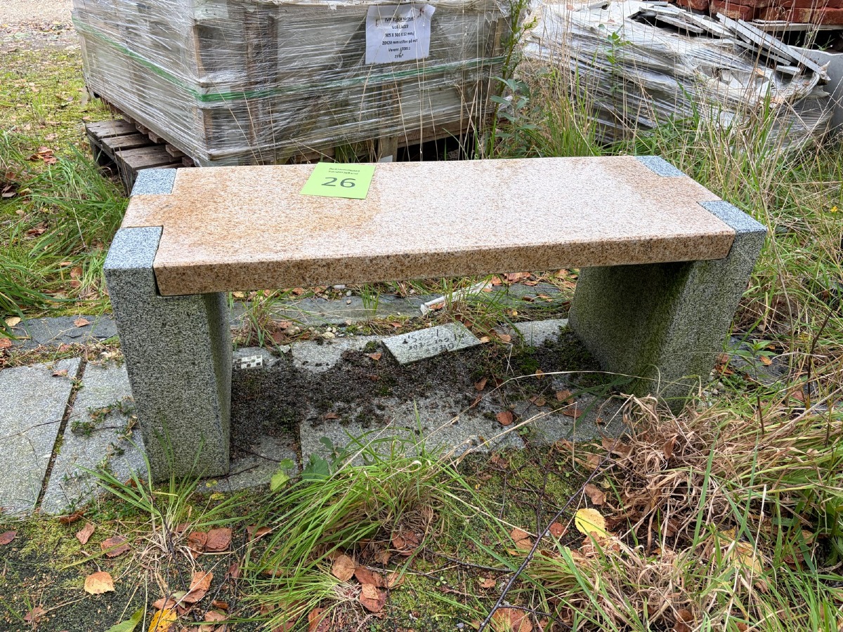 To-farvet bænk
