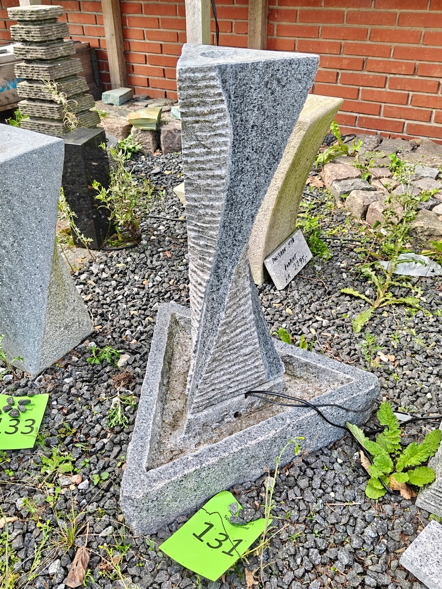 Søjleformet vandsten med underfad