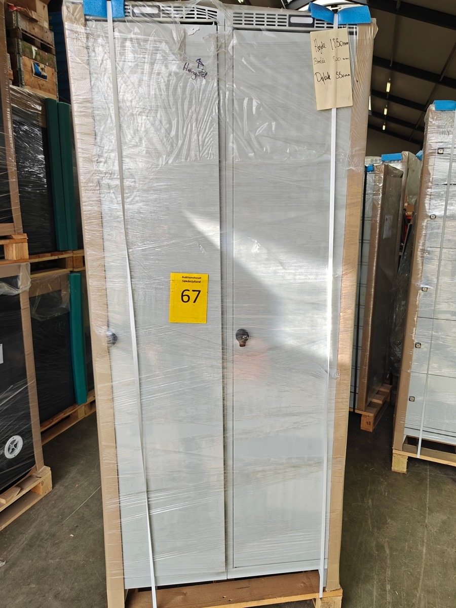 Blika garderobeskab type G21-4055 med 2 rum