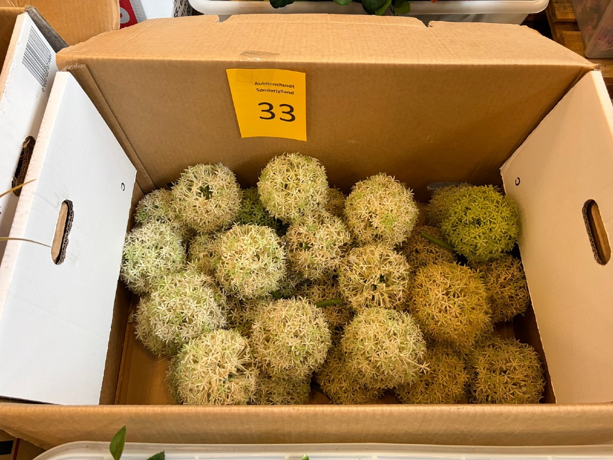 Parti kunstige blomster kugler