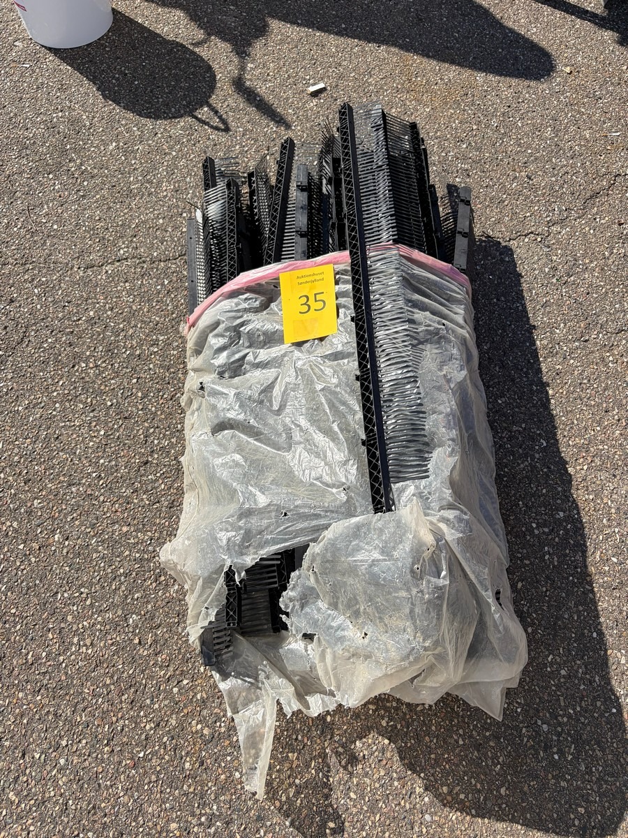 Parti fuglegitter til tag i sort plast