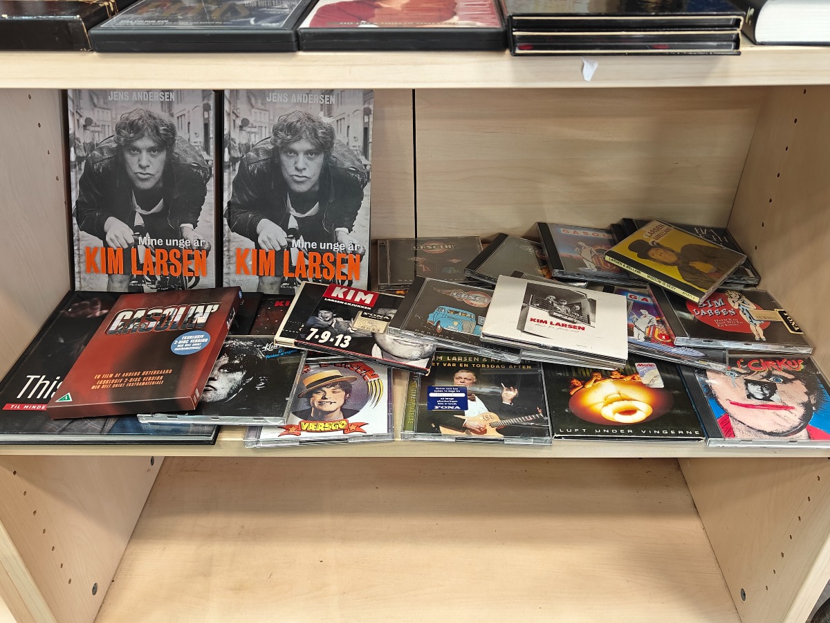 Kim Larsen bøger, DVD og CD'er