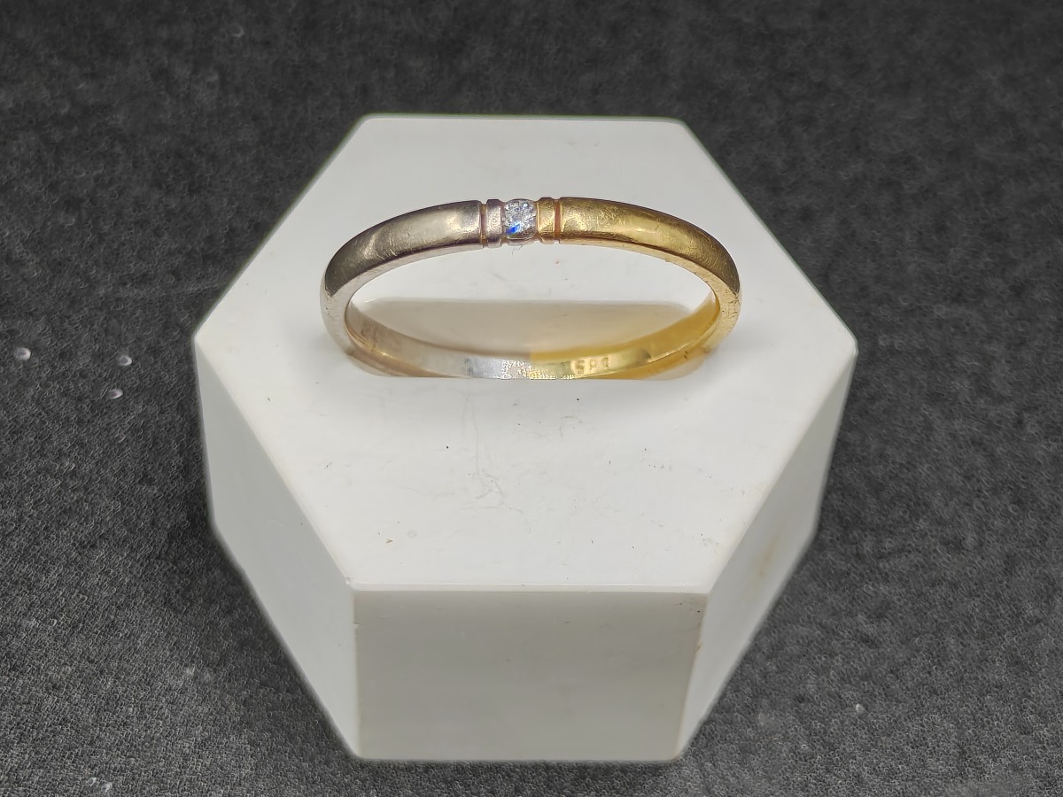 14 karat guld ring m. diamant. 