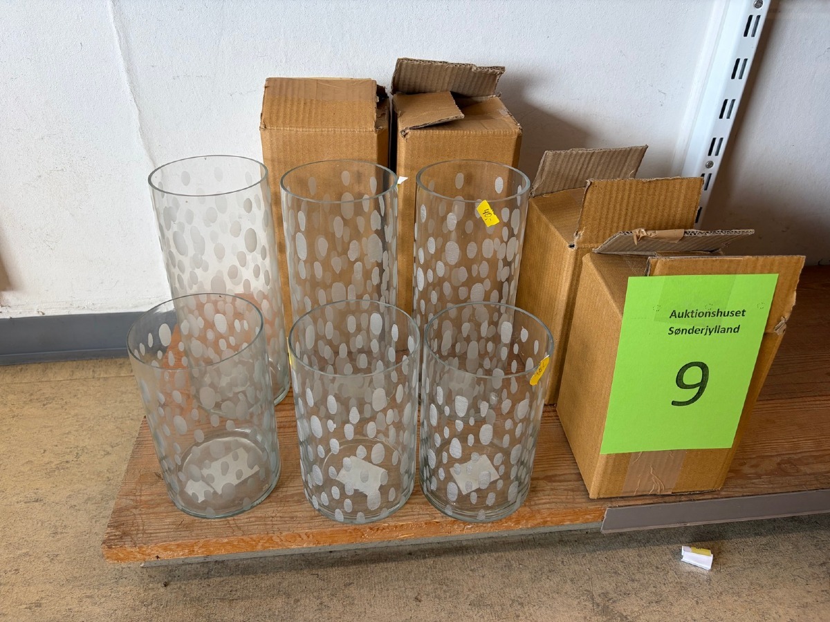 6 stk. dekorative glasvaser i 2 størrelser